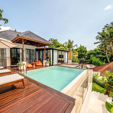 Exclusive New Villa In Ubud - 2Bdr, Massive Pool - Ultimate Luxury Exterior foto